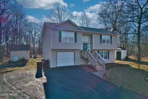 135 N Forrest Dr, Milford, PA, 18337-5055 | Card Image