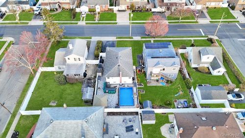 256 Division Ave, Massapequa, NY, 11758-7121 | Card Image