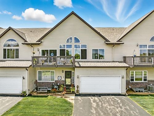 711 Cherokee Path, LAKE MILLS, WI, 53551-9574 | Card Image