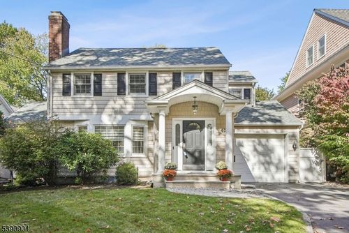 49 Oakland Pl, Summit, NJ, 07901-3445 | Card Image