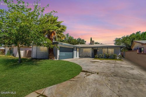 1109 W Avenue J8, Lancaster, CA, 93534-4833 | Card Image