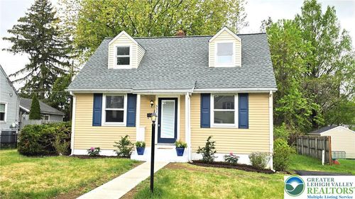 332 Cedar Rd, HELLERTOWN, PA, 18055-2307 | Card Image