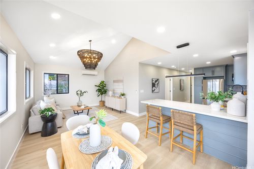 1758 Mikahala Way, Honolulu, HI, 96816-3390 | Card Image