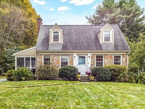 46 Park St, Dedham, MA, 02026-3008 | Card Image
