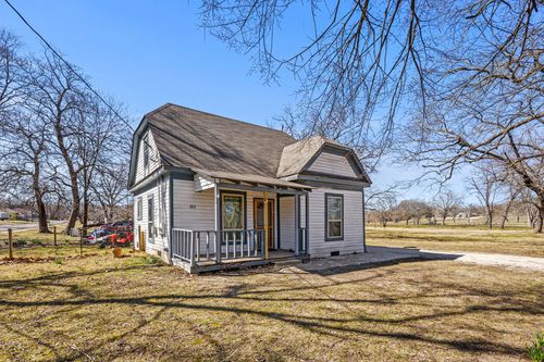 503 Braz St, Bonham, TX, 75418-4820 | Card Image