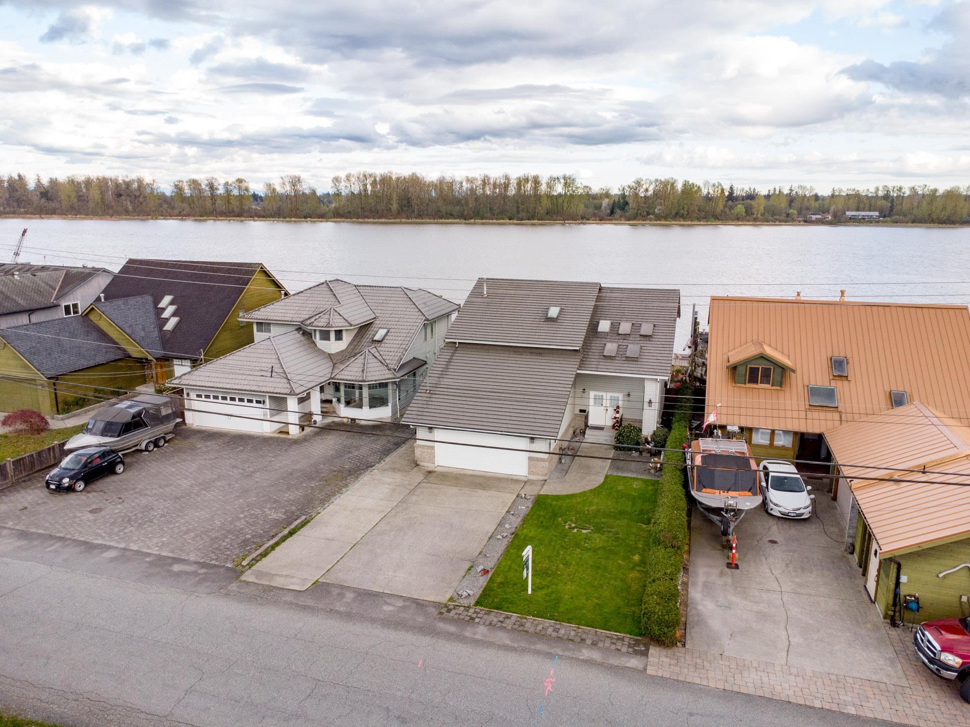 Residential in Maple Ridge 2