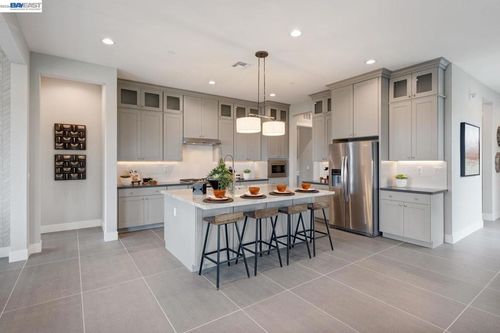 1288 Parkcrest Circle, Manteca, CA, 95336 | Card Image
