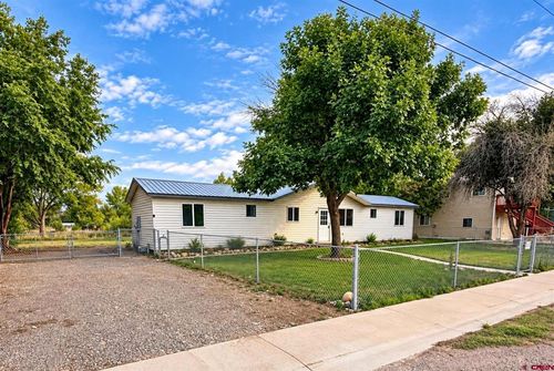420 S Coffman Ln, Olathe, CO, 81425-1733 | Card Image