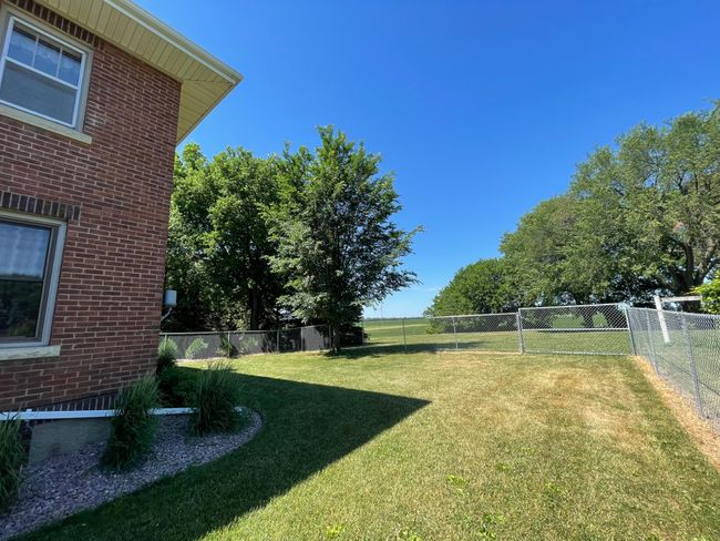 38364 200 Th St, House other with 3 bedrooms, 3 bathrooms and null parking in Springfield MN | Image 89