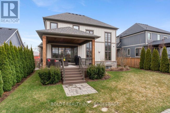 1107 Balfour St, House other with 6 bedrooms, 4 bathrooms and 6 parking in Fenwick ON | Image 39