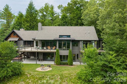 257 Bear Landing Dr, Hendersonville, NC, 28792-8465 | Card Image
