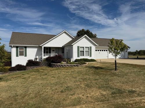 17-90 Whitewater Dr, LANARK, IL, 61046-9668 | Card Image