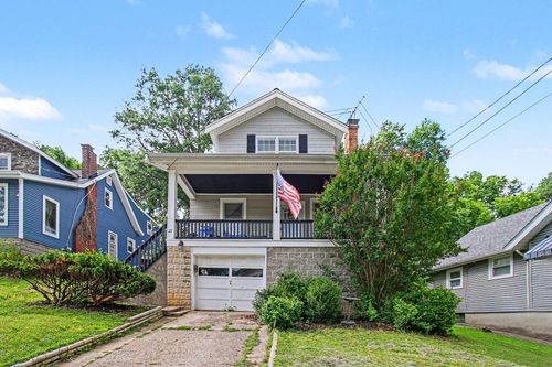 27 Tower Hill Rd, Fort Thomas, KY, 41075-1123 | Card Image
