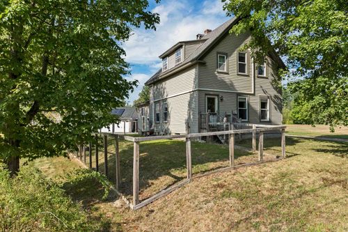 9 Hunt Ave, Franklin, NH, 03235-1331 | Card Image