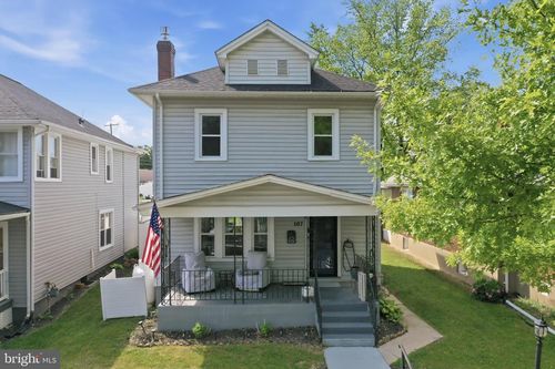 107 S Georgia Ave, MARTINSBURG, WV, 25401-1957 | Card Image