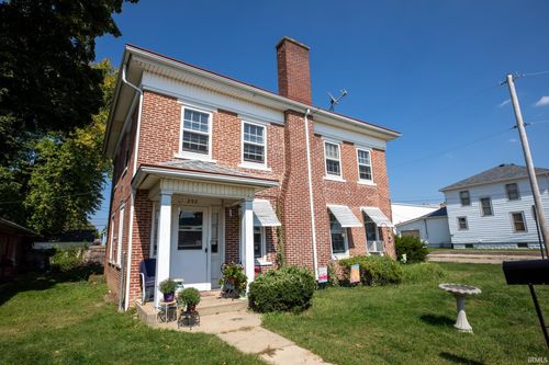 202 W Center St, Bourbon, IN, 46504-1161 | Card Image