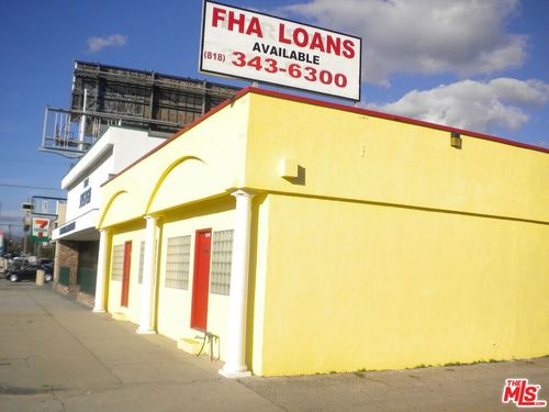 6740 Tampa Ave, Reseda, CA, 91335-5014 | Card Image