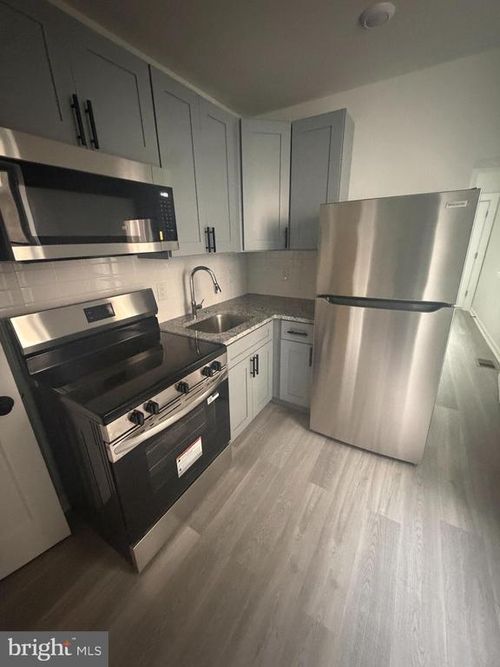 1-112 E Huntingdon St, PHILADELPHIA, PA, 19125-1028 | Card Image