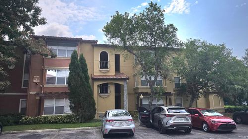 25-5156 Conroy Rd, ORLANDO, FL, 32811-3775 | Card Image