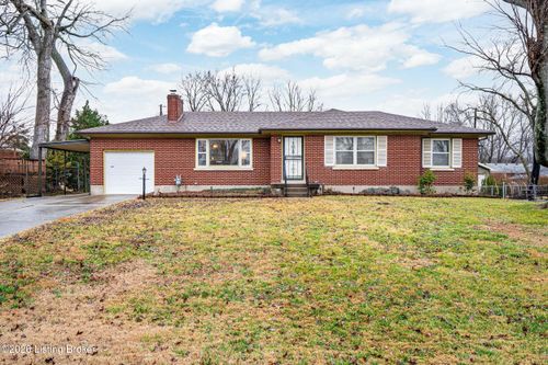 9822 Holiday Dr, Louisville, KY, 40272-2833 | Card Image