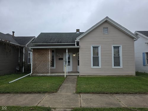 609 W Washington St, Greensburg, IN, 47240-1520 | Card Image