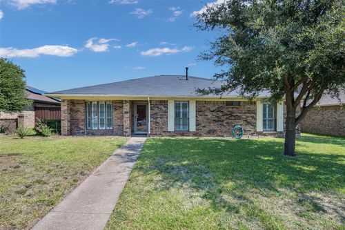 1817 Guildford St, Garland, TX, 75044-7669 | Card Image