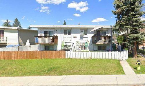 4308 73 Street Nw, Calgary, AB, T3B2M1 | Card Image