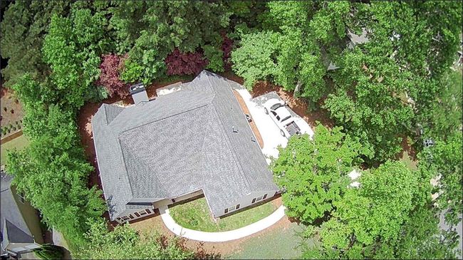 7675 Lanier View Rdg, House other with 3 bedrooms, 2 bathrooms and 2 parking in Cumming GA | Image 52