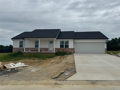 210 Byrd Court, House other with 3 bedrooms, 2 bathrooms and null parking in Jackson MO | Image 1