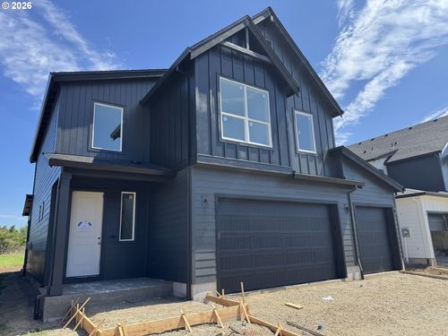 795 Magnolia Ave, Woodburn, OR, 97071-7769 | Card Image