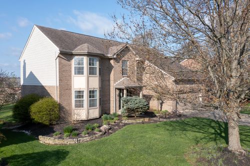 8431 Woodcreek Dr, Florence, KY, 41042-8262 | Card Image