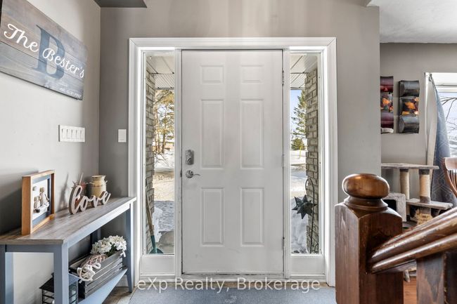 953 Greenock Brant Line, House other with 3 bedrooms, 3 bathrooms and 6 parking in Cargill ON | Image 11