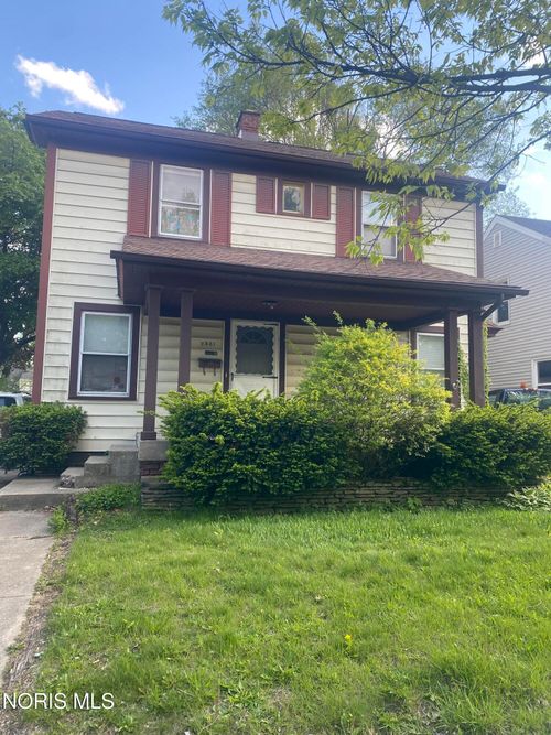 2331 Berdan Ave, Toledo, OH, 43613-4921 | Card Image