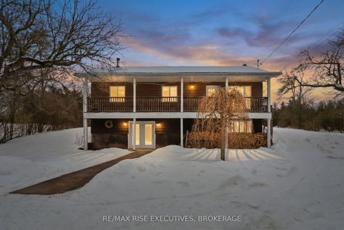 4008 County Rd 1 E, Yarker, ON, K0K3N0 | Card Image