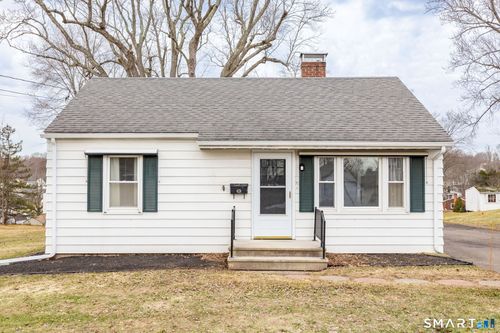 80 West St, Windsor Locks, CT, 06096-1813 | Card Image