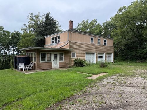 1005 Cherry Valley Rd, Bull Valley, IL, 60050-6415 | Card Image