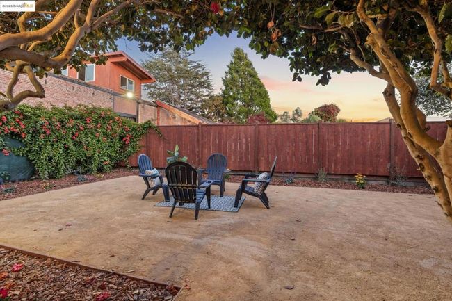 1092 Dwight Way, House other with 2 bedrooms, 2 bathrooms and 1 parking in Berkeley CA | Image 23