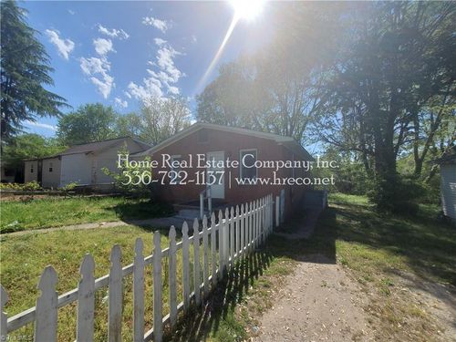 2718 Ansonia St, Winston-Salem, NC, 27105-4614 | Card Image