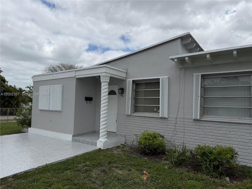 251 Sw 69th Ave, Miami, FL, 33144-2847 | Card Image