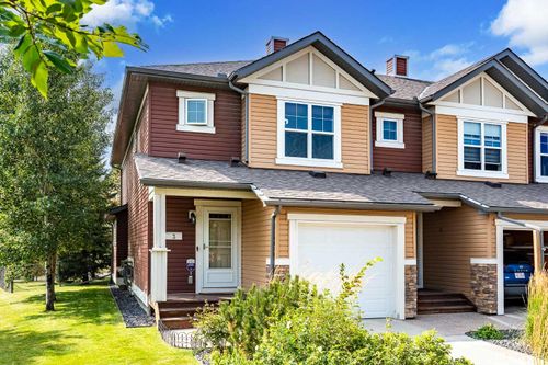 3 Chaparral Valley Gdns Se, Calgary, AB, T2X0P8 | Card Image