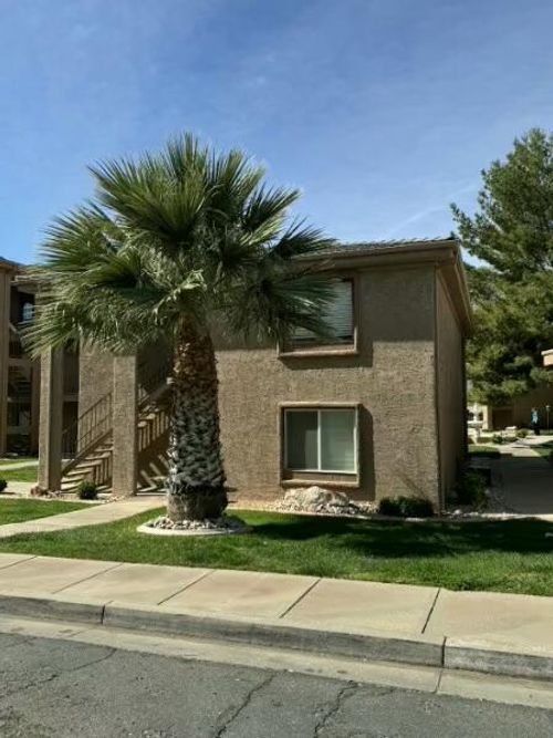 z-10-860 S Village Rd, St. George, UT, 84770 | Card Image