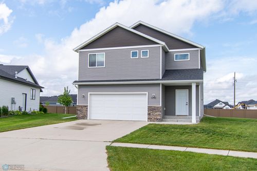 5252 8th Court W, Fargo, ND, 58078 | Card Image