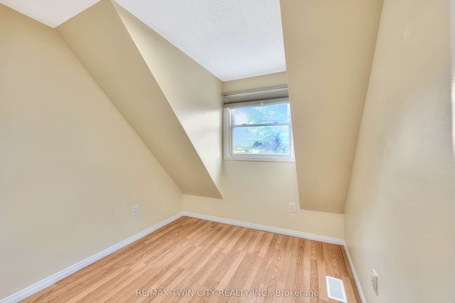 44 Cole Rd, House attached with 3 bedrooms, 2 bathrooms and 3 parking in Guelph ON | Image 22