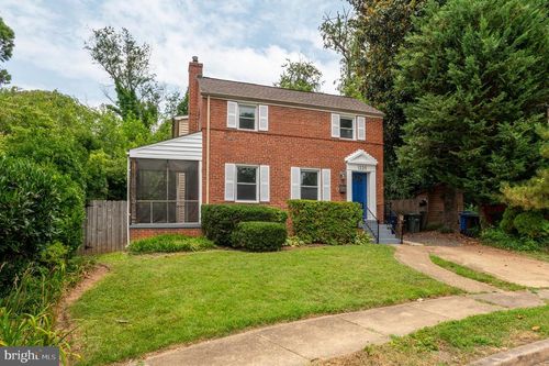 1220 N Livingston St, ARLINGTON, VA, 22205-2321 | Card Image