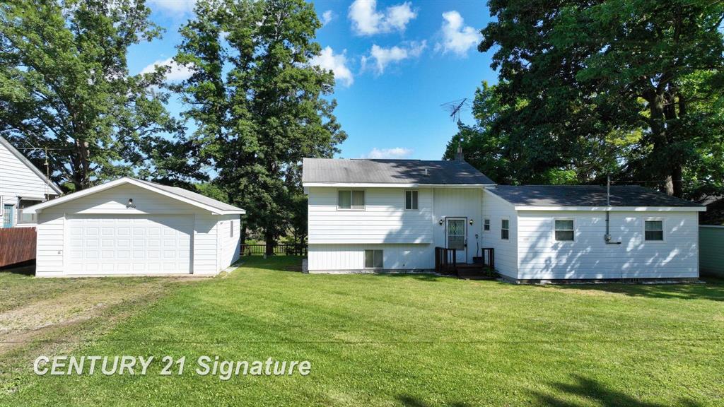 3699 Lakeview Drive, For Sale in Billings Twp Zoocasa