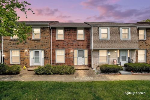 h-5-596 Dlyn St, Columbus, OH, 43228-2515 | Card Image