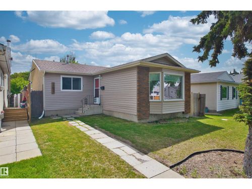 17007 95 St Nw, Edmonton, AB, T5Z2A7 | Card Image