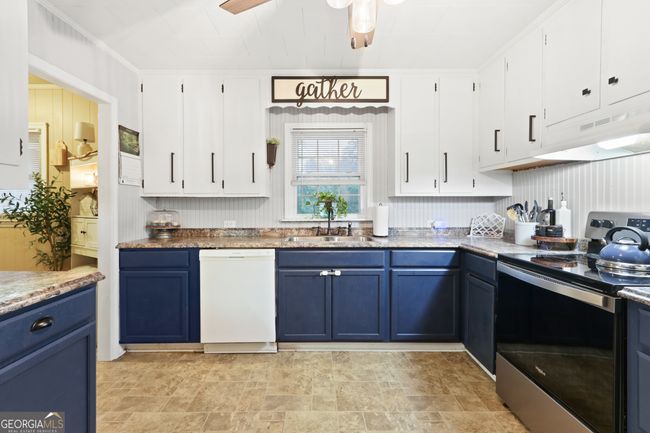 280 S Lewis St, House other with 3 bedrooms, 2 bathrooms and 2 parking in Metter GA | Image 11