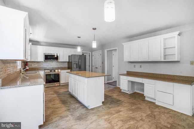 2639 Iron Forge Rd, House other with 4 bedrooms, 4 bathrooms and null parking in HERNDON VA | Image 11