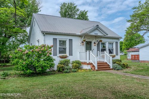 7909 Harmon Rd, Powell, TN, 37849-5358 | Card Image